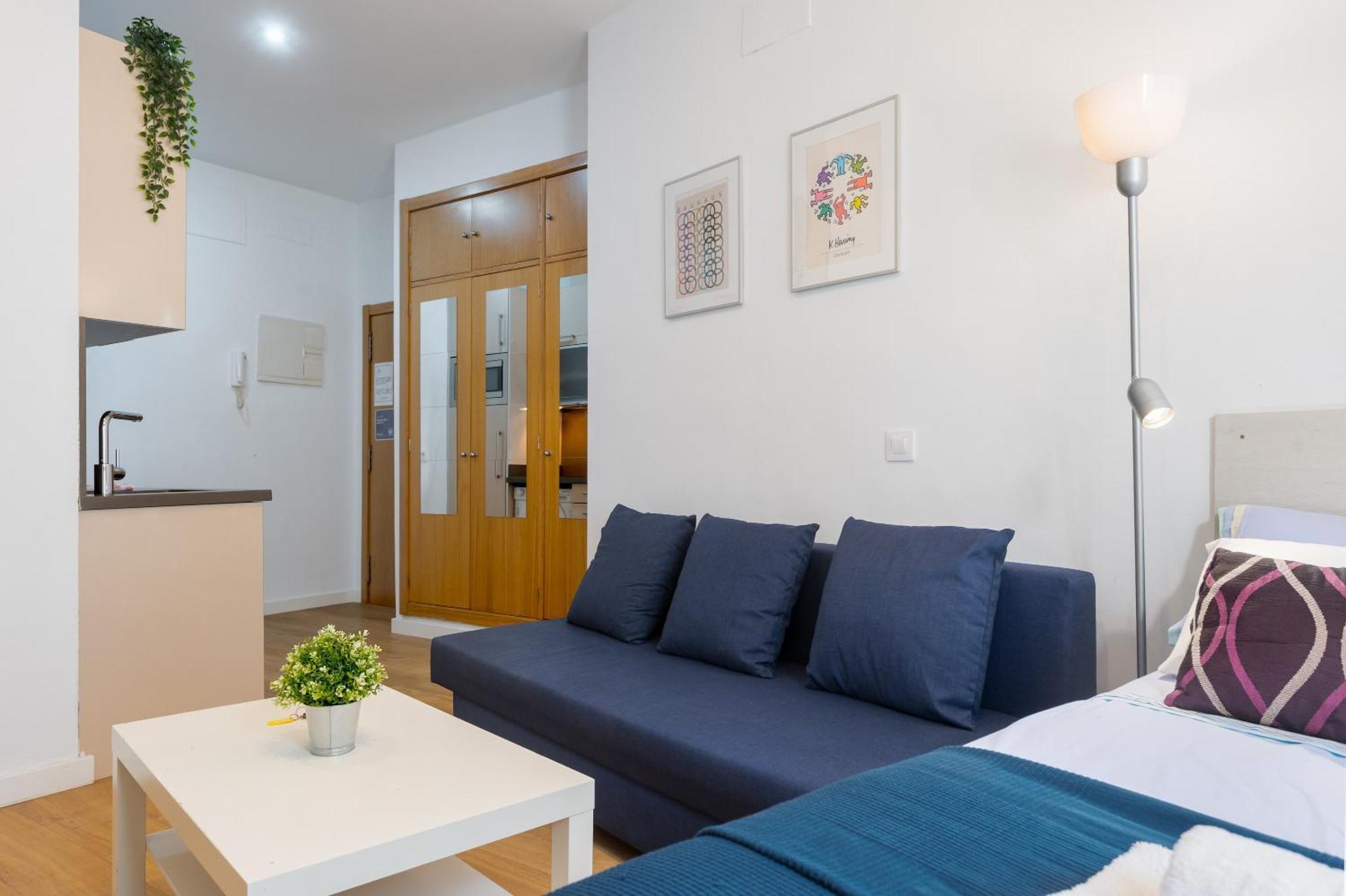 Moderno Estudio Junto Al Rio, Seville